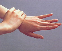手指衛生（手洗い）の手順06